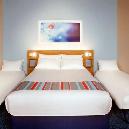 Travelodge Wadebridge Εξωτερικό φωτογραφία