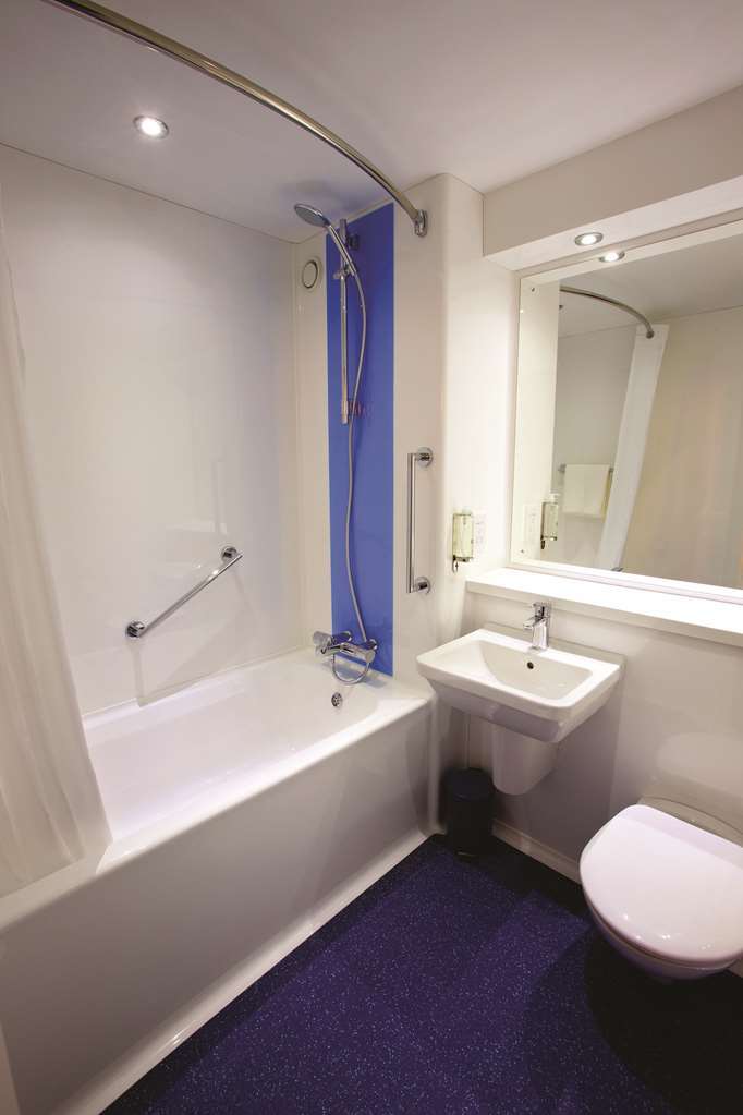 Travelodge Wadebridge Δωμάτιο φωτογραφία