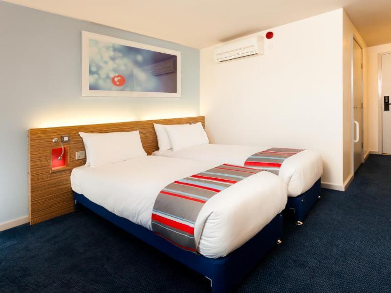 Travelodge Wadebridge Εξωτερικό φωτογραφία